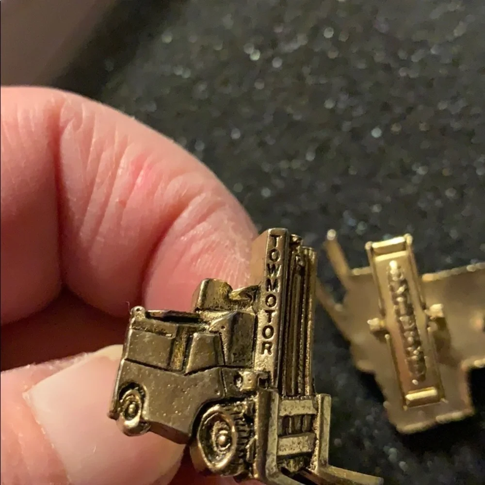 Set of Cufflinks (Towmotor) & Tie Clip (Anderson)